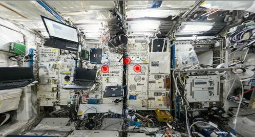 星际归途 200亿公里外，旅行者2号的沉默与复苏